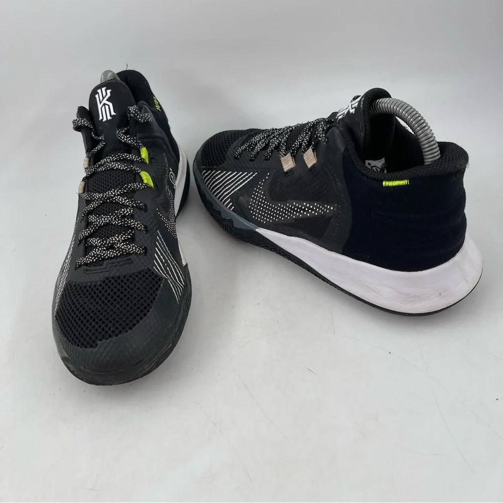 Nike excellent preowned